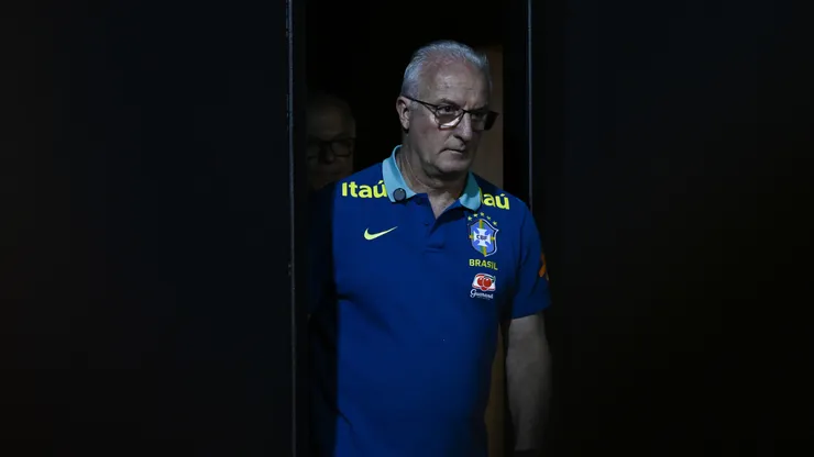Dorival antes de coletiva pela Seleção Brasileira