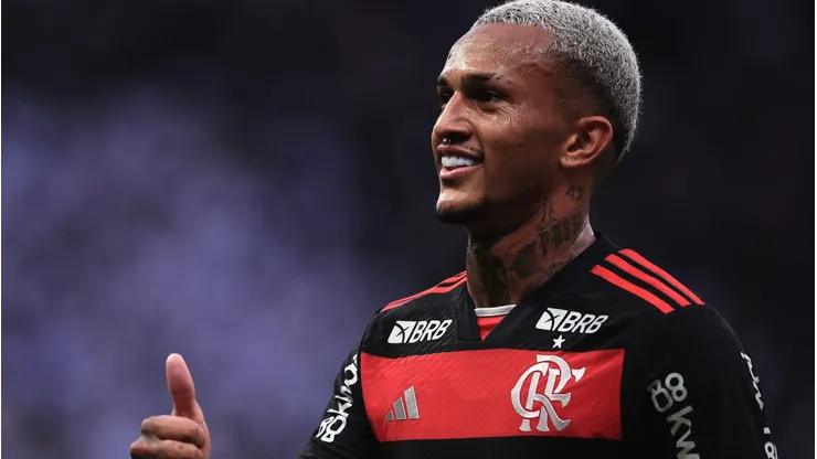Wesley em ação pelo Flamengo. Foto: Ettore Chiereguini/AGIF