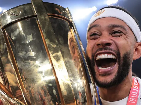 Memphis Depay recebe o maior prêmio com título do Paulistão