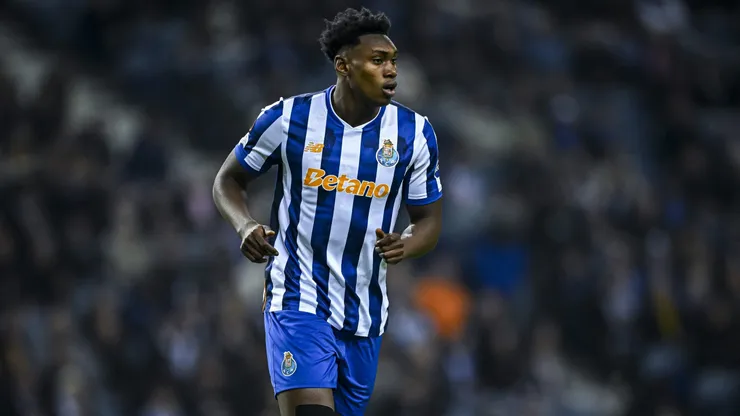 Samu Aghehowa em jogo do Porto. Tottenham e Atlético disputam contratação do jogador. Foto: Octavio Passos