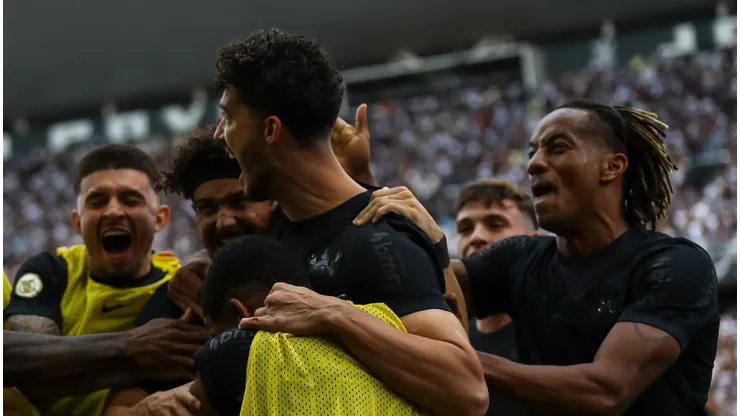 Corinthians faz oferta pela renovação de contrato para Gustavo Henrique.