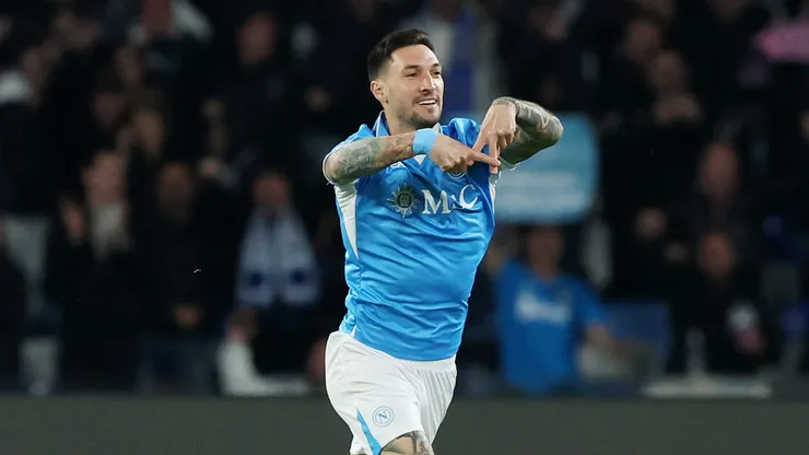 Politano marca pelo Napoli