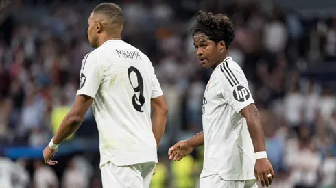Endrick e Mbappé disputam posição no Real Madrid. Foto: Alberto Gardin/Getty Images