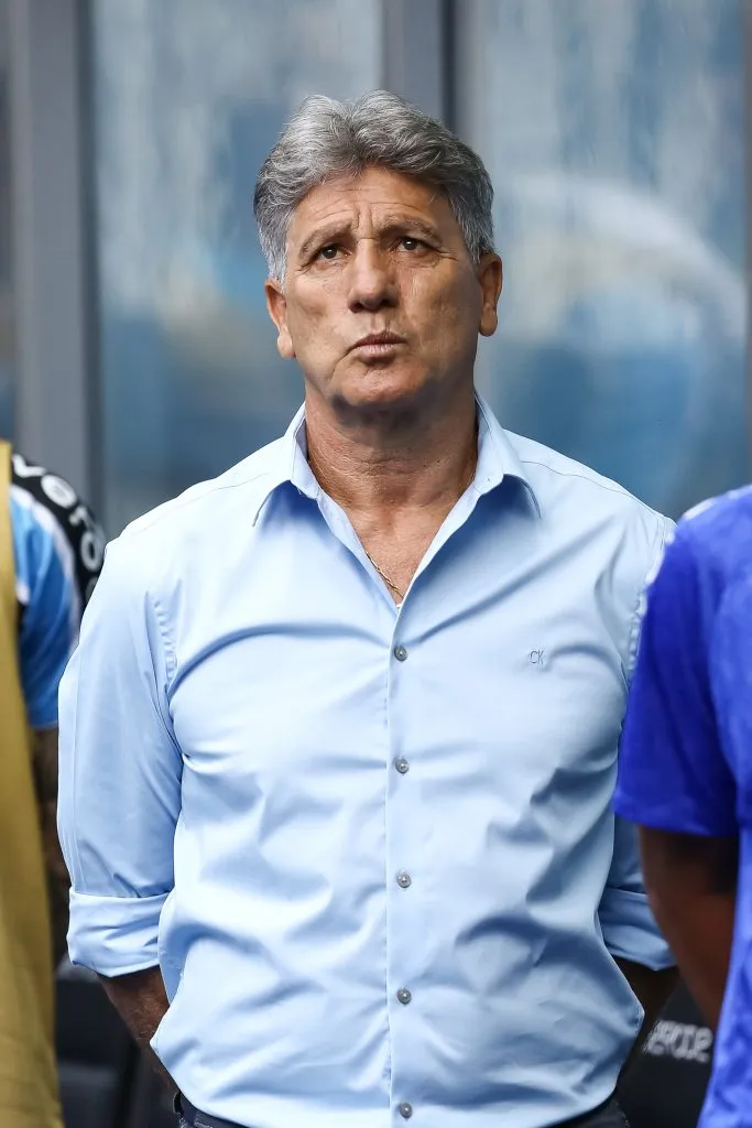 Renato Gaúcho, de camisa azul, um alvo da Seleção Brasileira 
