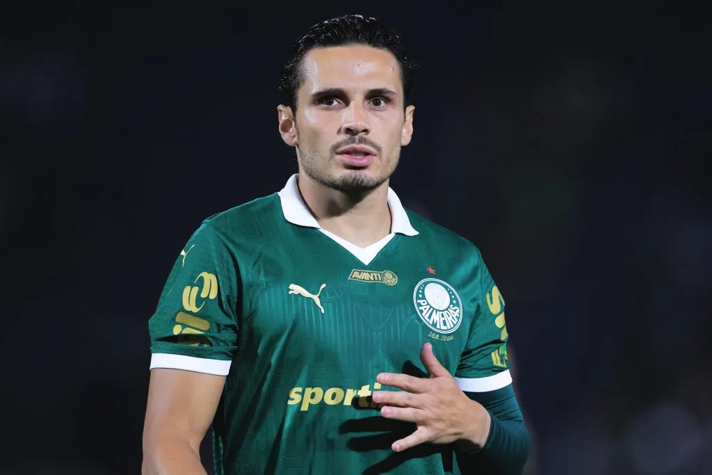 Raphael Veiga pede para deixar o Palmeiras. Foto: Ettore Chiereguini/AGIF