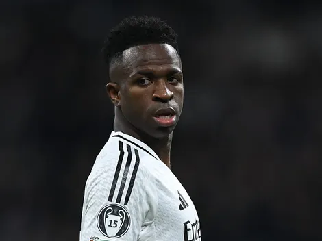 Ancelotti perde a paciência com jogo defensivo de Vini Jr