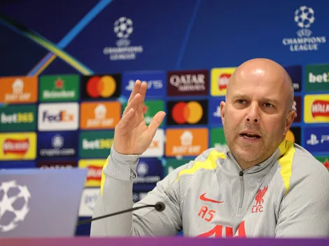 Liverpool x Everton: Arne Slot pode improvisar defesa devido a desfalques