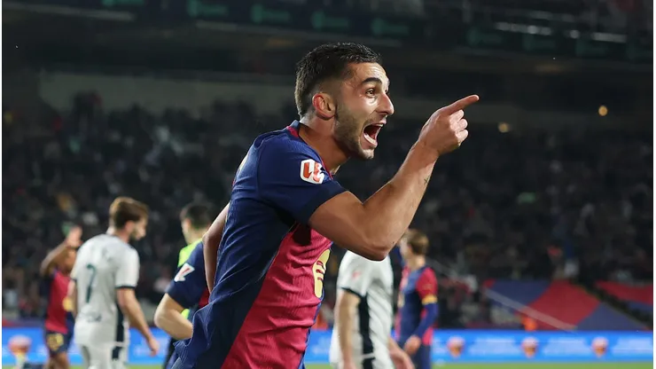 Barcelona vai à final da Copa do Rei e Ferran Torres ‘intimida’ Real Madrid.