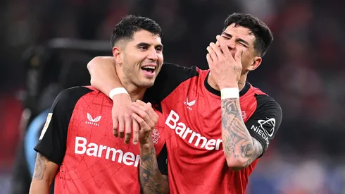 Piero Hincapié e Exequiel Palacios, jogadores do Bayer Leverkusen