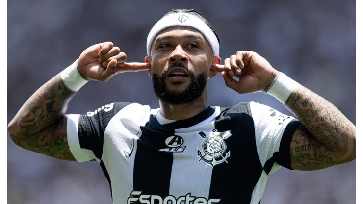 Memphis Depay, em campo, pelo Corinthians. Foto: Rodrigo Coca/AG. Corinthians