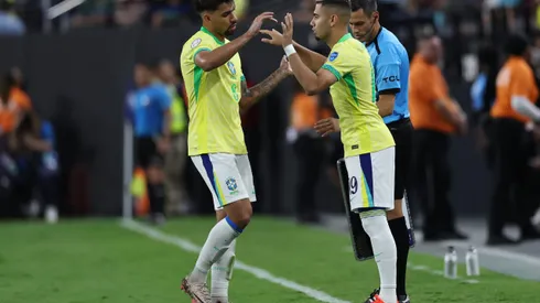 Apesar dos rumores sobre a volta de Andreas Pereira, o Flamengo segue com outras prioridades no mercado. (Foto de Buda Mendes/Getty Images)
