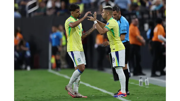 Apesar dos rumores sobre a volta de Andreas Pereira, o Flamengo segue com outras prioridades no mercado. (Foto de Buda Mendes/Getty Images)