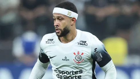Corinthians quer fechar com atacante de R$ 58 milhões para jogar com Memphis Depay. Foto: Alexandre Schneider/Getty Images
