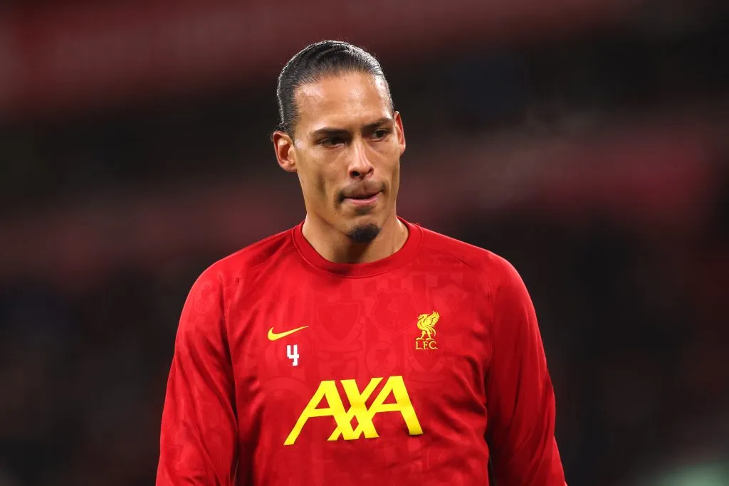Van Dijk em campo