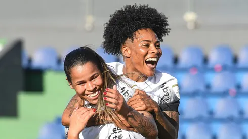 Craque do Corinthians revela sonho de jogar em gigante europeu: “Queria muito jogar uma Champions” (Photo by Christian Alvarenga/Getty Images)