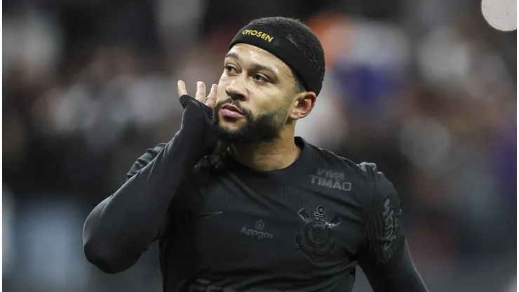 Corinthians tem Memphis Depay liderando lista de desfalques na Sul-Americana.