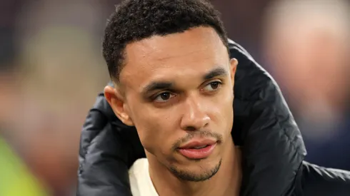 Arnold, do Liverpool, tem sucessor que joga em três posições diferentes.