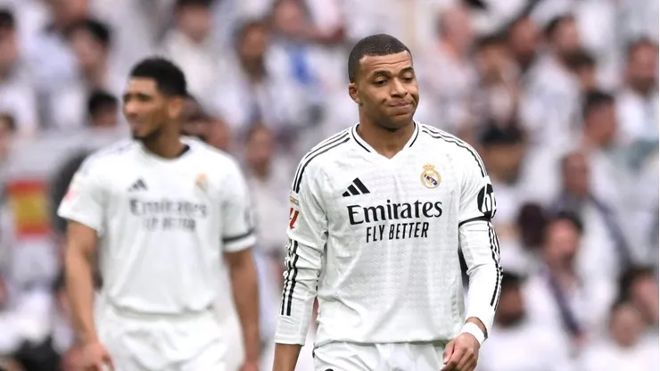 Mbappé joga contra o Arsenal. Foto: Denis Doyle/Getty Images