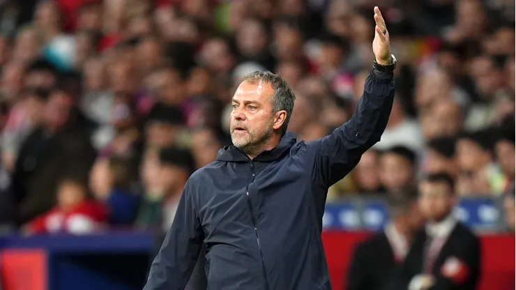 Hansi Flick, do Barcelona, elenca motivos para diretoria renovar com atleta.