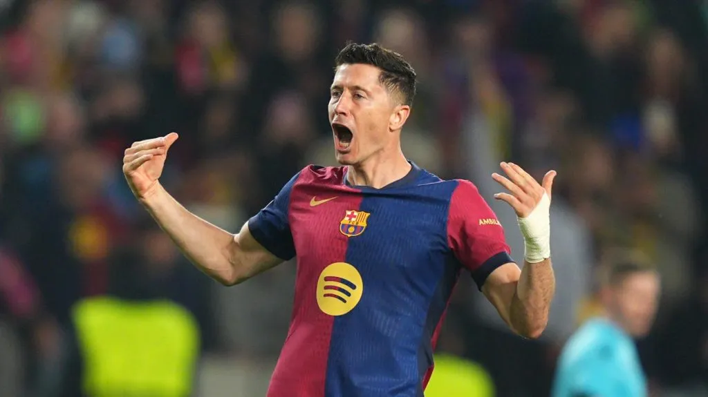Lewandowski em campo pelo Barcelona (Pedro Salado/Getty Images)