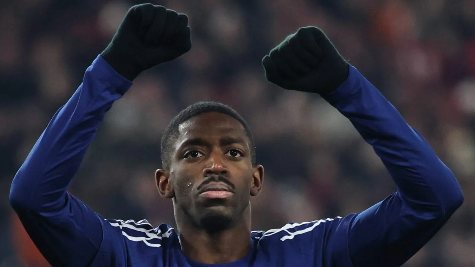 Ousmane Dembélé, do Paris Saint-Germain, comemora o quarto gol da equipe durante a oitava rodada da fase de grupos da UEFA Champions League 2024/25, na partida entre VfB Stuttgart e Paris Saint-Germain, realizada na Stuttgart Arena, em 29 de janeiro de 2025, em Stuttgart, Alemanha. (Foto de Alex Grimm/Getty Images)