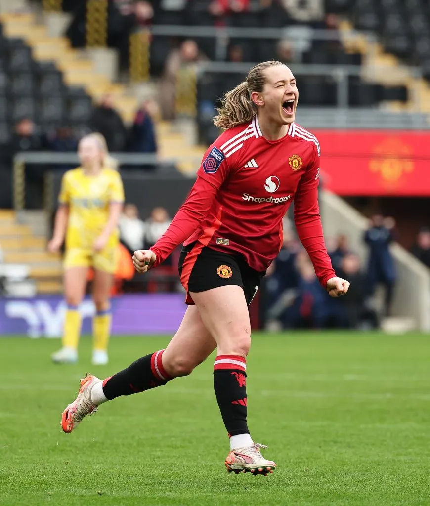 Manchester City de Kerolin enfrenta o United por vaga na final da Women’s FA Cup