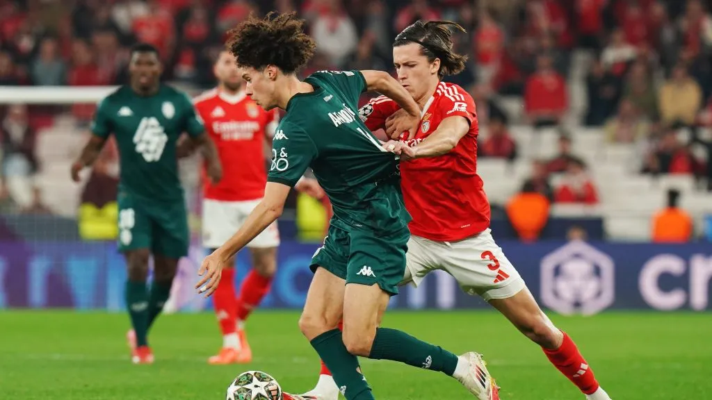 Maghnes Akliouche em jogo do Monaco. Foto: Gualter Fatia/Getty Images