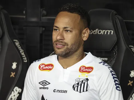 Neymar viaja com o Santos e deve voltar a jogar contra o Fluminense no Maracanã