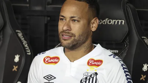 Neymar é o camisa 10 do Santos (Photo by Alexandre Schneider/Getty Images)