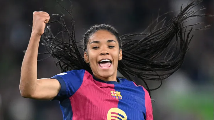 Barcelona brilha, vence o Atlético de Madrid e fica mais próximo do título na Liga F (Photo by Stuart Franklin/Getty Images)