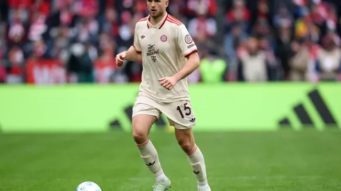 Aos 31 anos, Eric Dier é anunciado como novo reforço do Monaco. (Foto de Alexander Hassenstein/Getty Images)