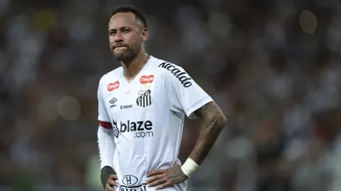 Recuperado de lesão, o craque pede personalidade ao grupo e reforça a importância da torcida no momento mais delicado da equipe na temporada. Foto Jorge RodriguesAGIF