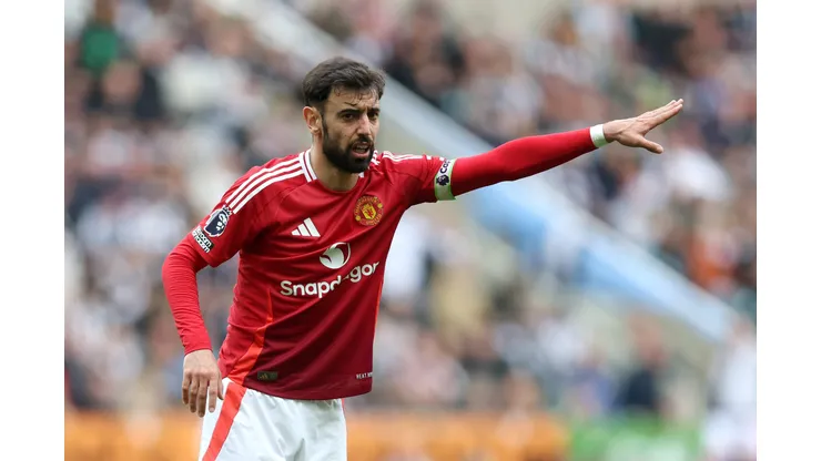 Bruno Fernandes em campo pelo United (Photo by George Wood/Getty Images)