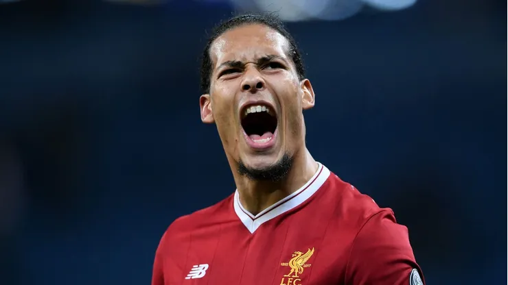 Van Dijk, do Liverpool, revela que os Reds serão ambiciosos no mercado.