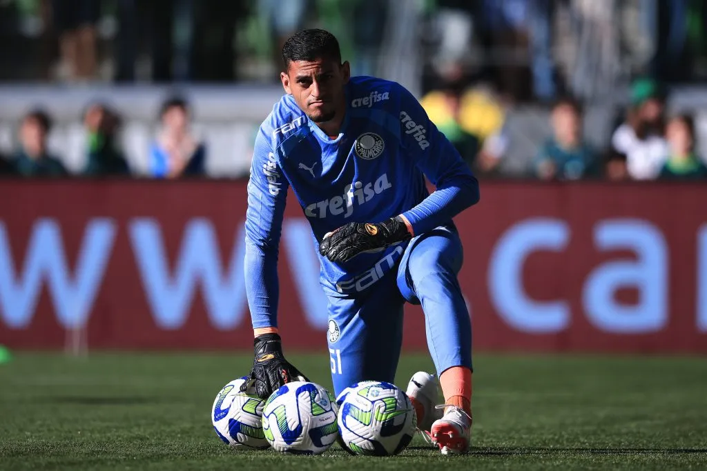 Goleiro Kaique brilha após se recuperar da lesão no antebraço. Foto: Ettore Chiereguini/AGIF
