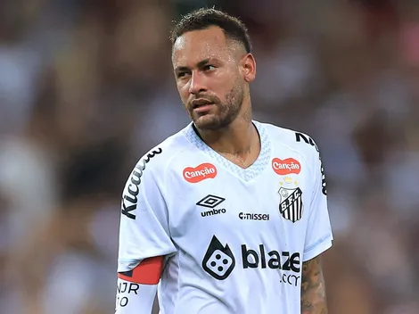 Neymar retorna ao time titular do Santos contra o Atlético-MG