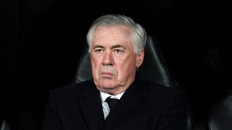 Ancelotti, técnico do Real Madrid vive pressão no clube.