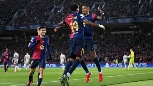 Jogadores do Barcelona no Estádio Olímpic Lluís Companys