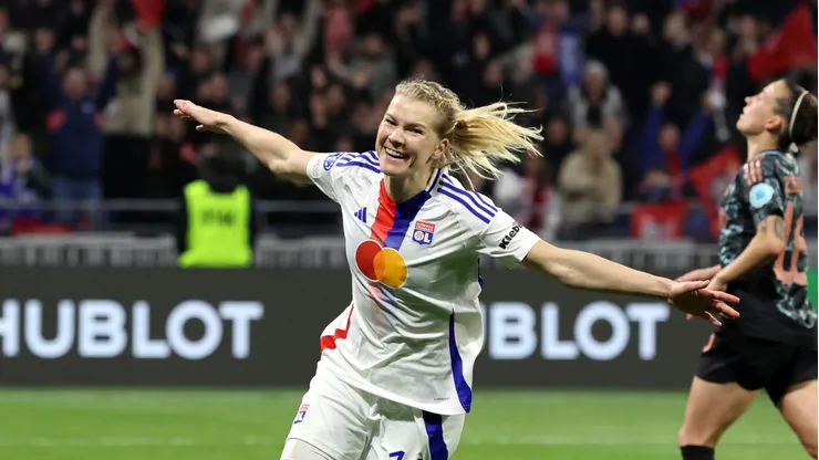 Ada Hegenberg, do Lyon (Photo by Catherine Steenkeste/Getty Images)