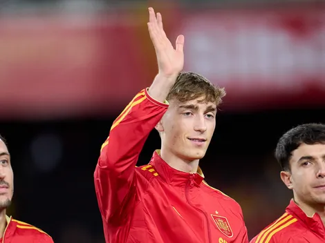 Arne Slot passa o Real Madrid na briga por Dean Huijsen