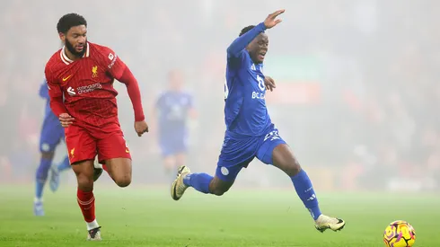 Patson Daka e Joe Gomez