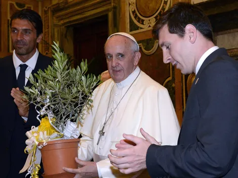 Messi publica homenagem ao Papa Franciscos
