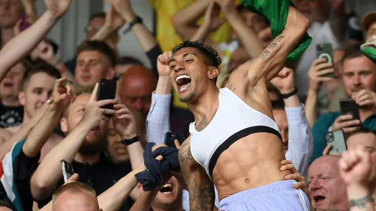 Raphinha quando fez o gol 'salvador' do Leeds. Foto: Alex Davidson/Getty Images