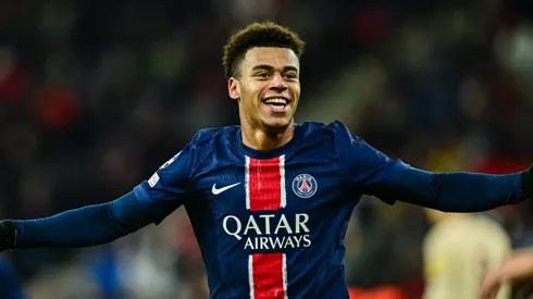 Désiré Doué segue sem renovar com o PSG e Man United o monitora.