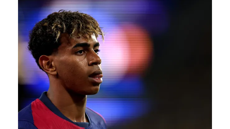 Yamal é o craque do Barcelona (Photo by Dean Mouhtaropoulos/Getty Images)
