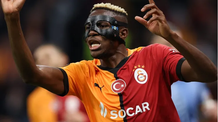 PSG decide fechar com Osimhen e mais seis jogadores após perder o Mundial para o Chelsea (Photo by Ahmad Mora/Getty Images)