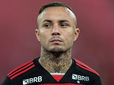 Torcida do Flamengo cobra Everton Cebolinha