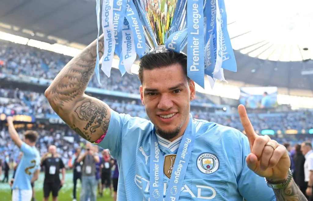 Ederson pelo Manchester City