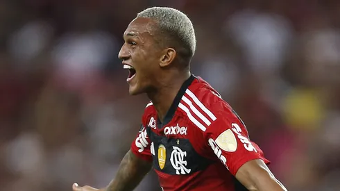 Wesley, lateral do Flamengo. Foto: Wagner Meier/Getty Images