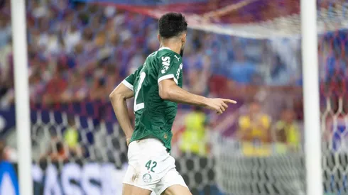 A comparação com Ronaldo feita por Richard Ríos reforça o impacto do atacante argentino na campanha vitoriosa do time de Abel Ferreira. Foto Baggio RodriguesAGIF